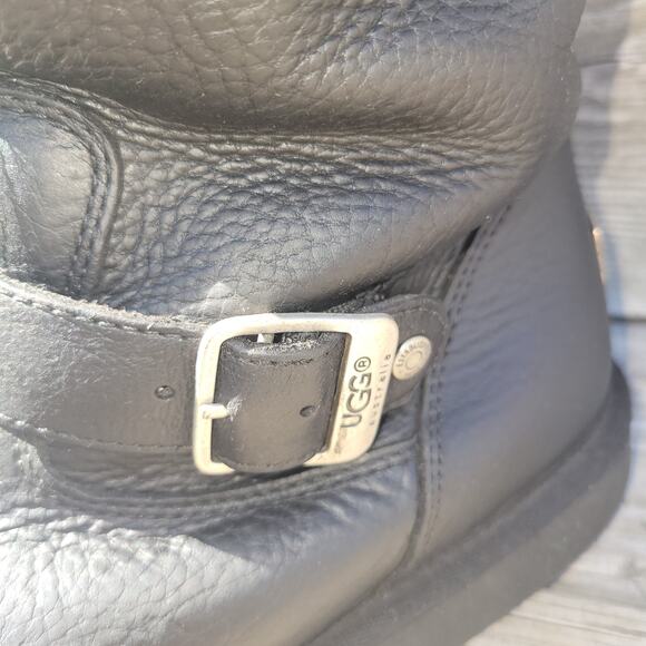 UGG 5678 Kensington Black Leather Shearling Biker Buckle Moto Boots Women Sz 10 - Picture 8 of 13